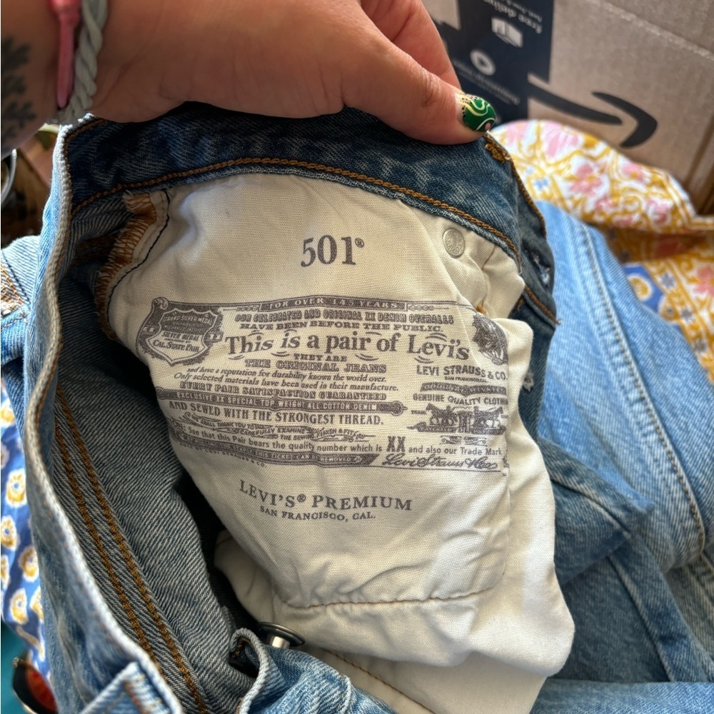 Levi’s size 28x30 jeans straight leg 100% cotton - Picture 8 of 8